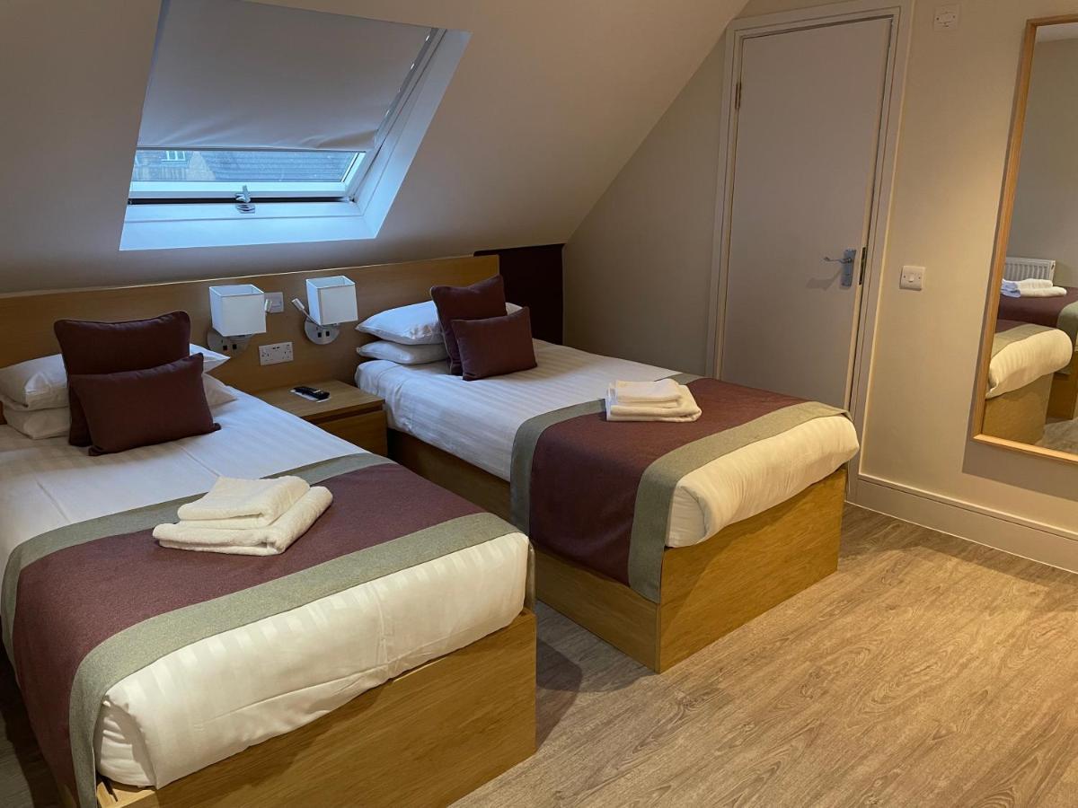 Holtwhites Hotel Enfield Eksteriør bilde